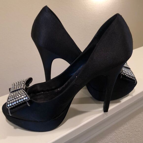 Lulu Townsend Black Satin Platforms - Picture 2 of 7